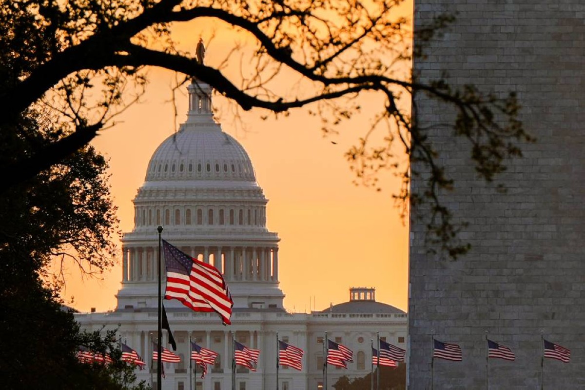 الاقتصاد الأمريكي يضيف وظائف تفوق التوقعات في نوفمبر
