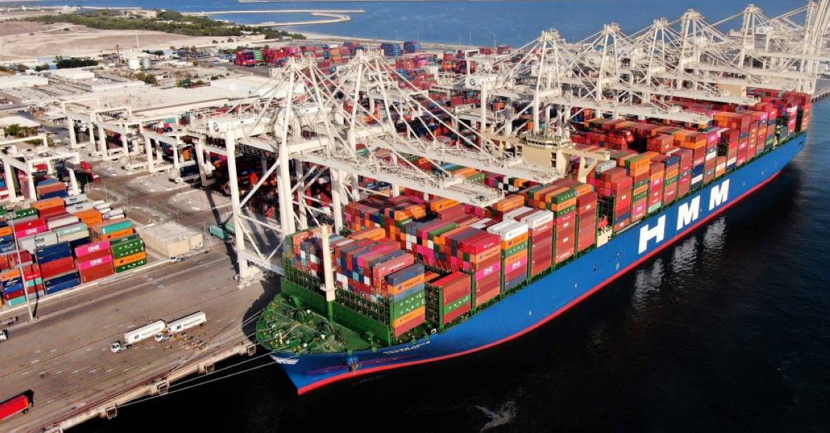 "الطاقة والبنية التحتية" تستحدث 42 خدمة وتخفض جهد المتعاملين 90% خلال 2025