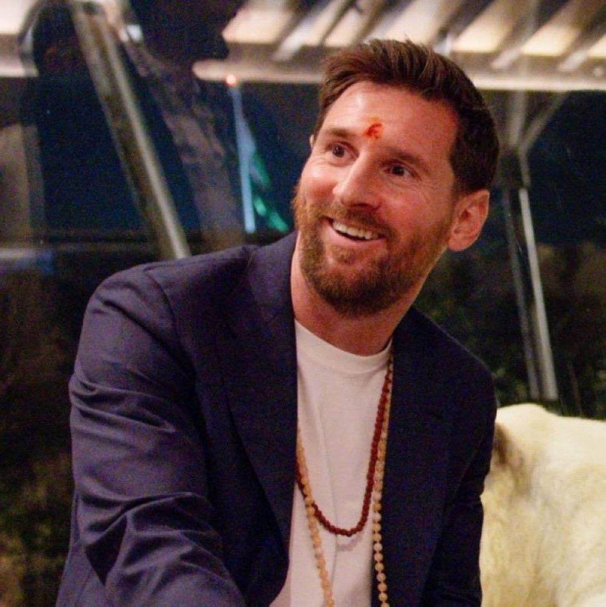 ميسي في الهند.. طقوس هندوسية وشبل باسم «ليونيل»