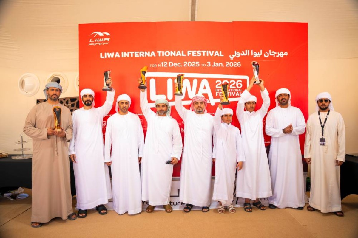 ختام سباق الصقور في اليوم الثالث ضمن منافسات مهرجان ليوا الدولي