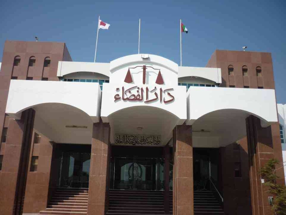 محاكم رأس الخيمة تطلق خدمة عقد الزواج المدني عبر الاتصال المرئي