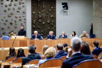 زيلينسكي يلقي كلمة أمام مؤتمر مجلس أوروبا في لاهاي لمناقشة التعويضات لأوكرانيا عن تبعات الحرب الروسية |