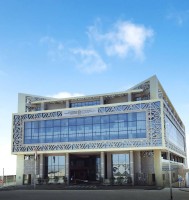 الإمارات.. تقليص إنجاز حصص تصاريح العمل للمنشآت من 10 أيام إلى ثانية واحدة