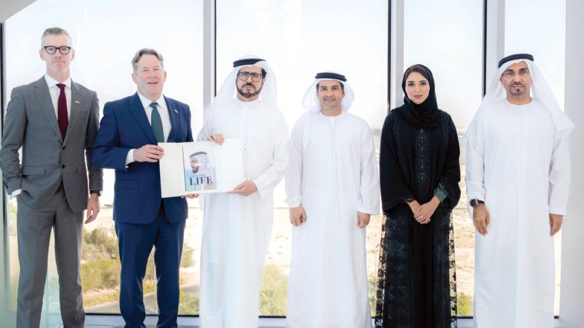 «كهرباء دبي» تبحث فرص تعزيز التعاون في الطاقة المتجددة مع إيرلندا