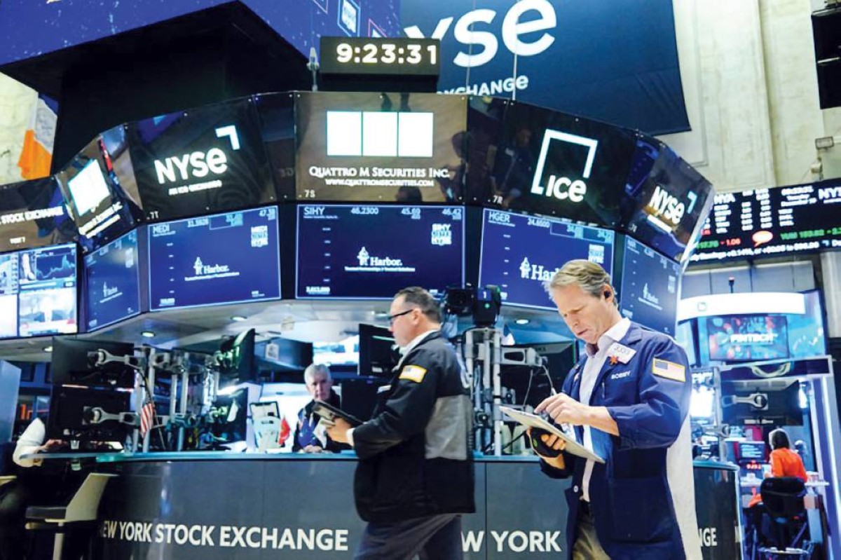 «وول ستريت» ترحّب بتراجع التضخم.. والتوقعات تدعم «ميكرون»