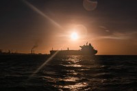 الجيش الأمريكي يقتل 4 أشخاص في ضربة على سفينة بالمحيط الهادي