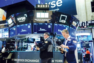 «وول ستريت» ترحّب بتراجع التضخم.. والتوقعات تدعم «ميكرون»