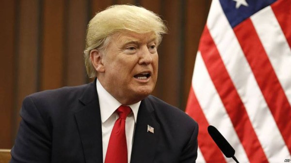 ترامب يعلن حصاراً شاملاً على ناقلات نفط فنزويلا