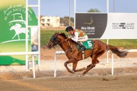 خيول ياس للسباقات تهيمن على رابع سباقات العين وتحقق الثنائية