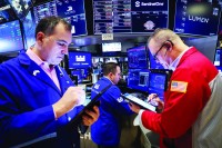 «التكنولوجيا» تصعد بالأسهم الأمريكية.. والأوروبية إلى مستويات قياسية