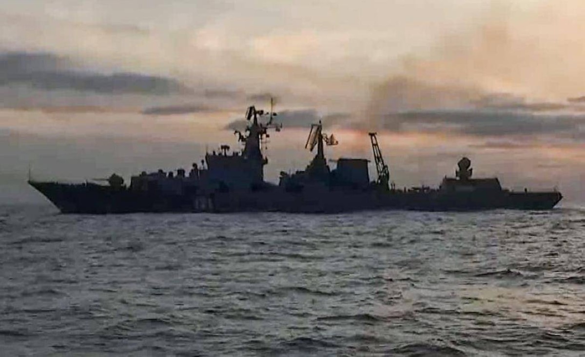 كييف تقصف سفينة حربية روسية تبعد 1800 كيلومتر عن الساحل الأوكراني