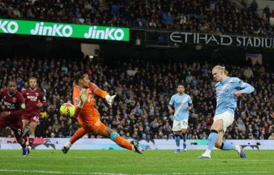 هالاند يقود مانشستر سيتي إلى صدارة الدوري الإنجليزي