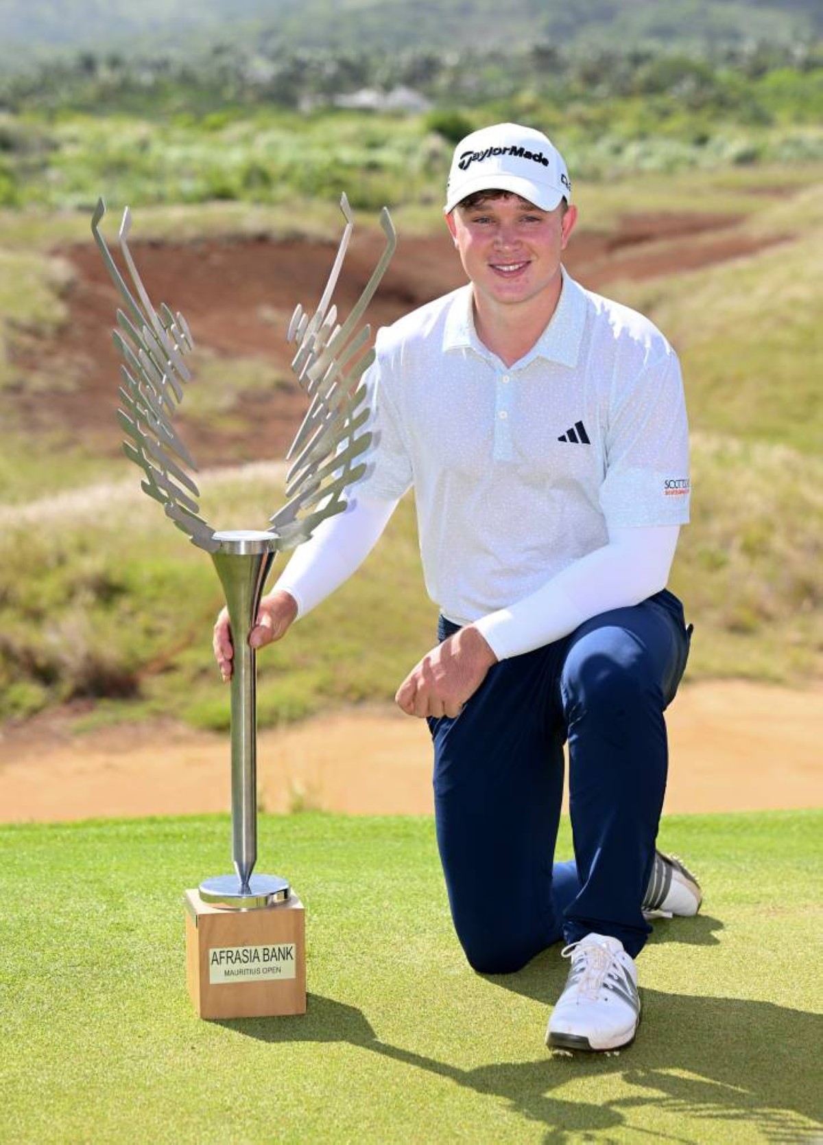 شابر بطل «السلسلة الافتتاحية» في جولة دي بي ورلد للغولف