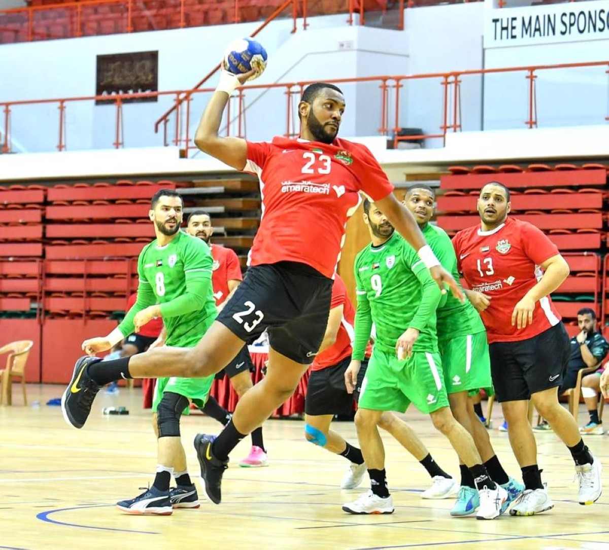 شباب الأهلي يقترب من صدارة دوري أقوياء اليد