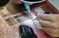 هوائيات مصغرة محمولة للاتصالات تحت الماء