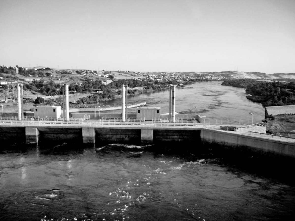 1912 تدشين سد أسوان في مصر.