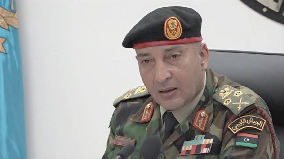 ليبيا.. الدبيبة يعلن مقتل رئيس أركان حكومته وتركيا تعثر على حطام الطائرة