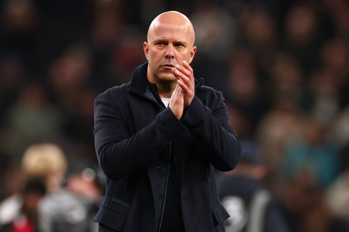 «الكرات الثابتة» حائط صد بين ليفربول و«المراكز الأربعة»