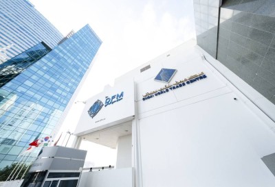 أسهم دبي خضراء للجلسة الرابعة على التوالي