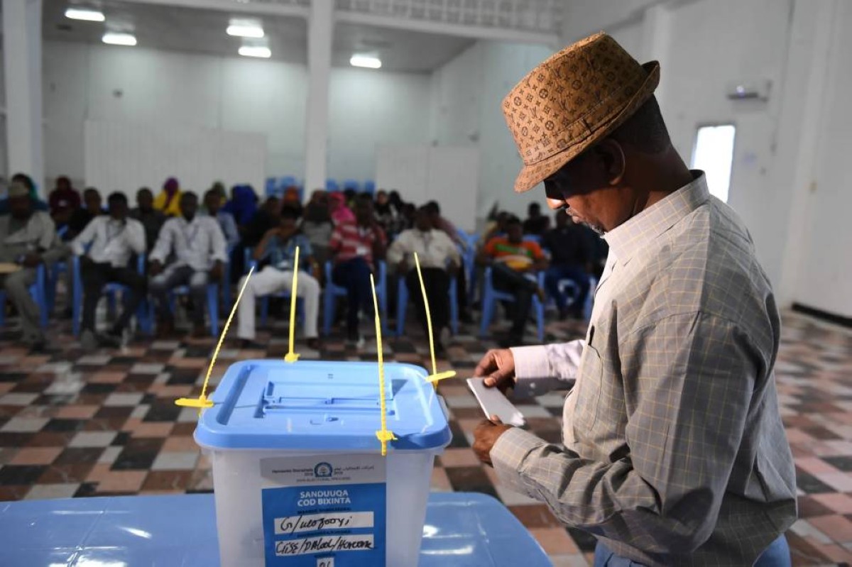 انتخابات مقديشو التاريخية.. اختبار للديمقراطية وسط تحديات أمنية ومعارضة سياسية