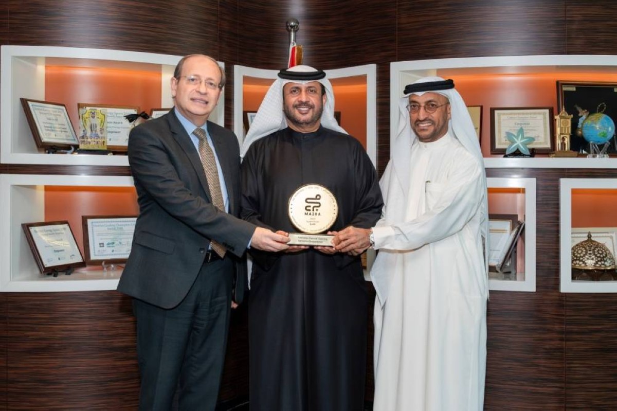 «إمباور» تنال وساماً ذهبياً من «مجرى» تقديراً لمبادراتها المجتمعية والتنموية