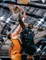 دبي لكرة السلة يحقق العلامة الكاملة في 11 مباراة متتالية بالدوري الأدرياتيكي