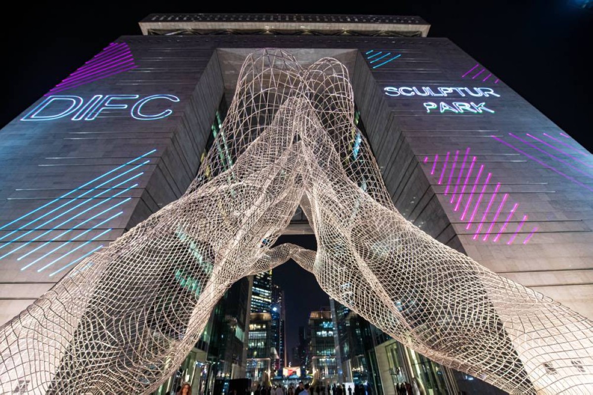 دبي.. واحة إبداع عالمية تحتضن روائع الفن وتحفّز الموهوبين