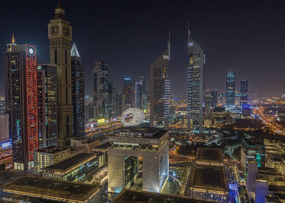 «ستاندرد تشارترد» يرفع توقعاته لنمو الناتج المحلي الإماراتي إلى 5% خلال 2026