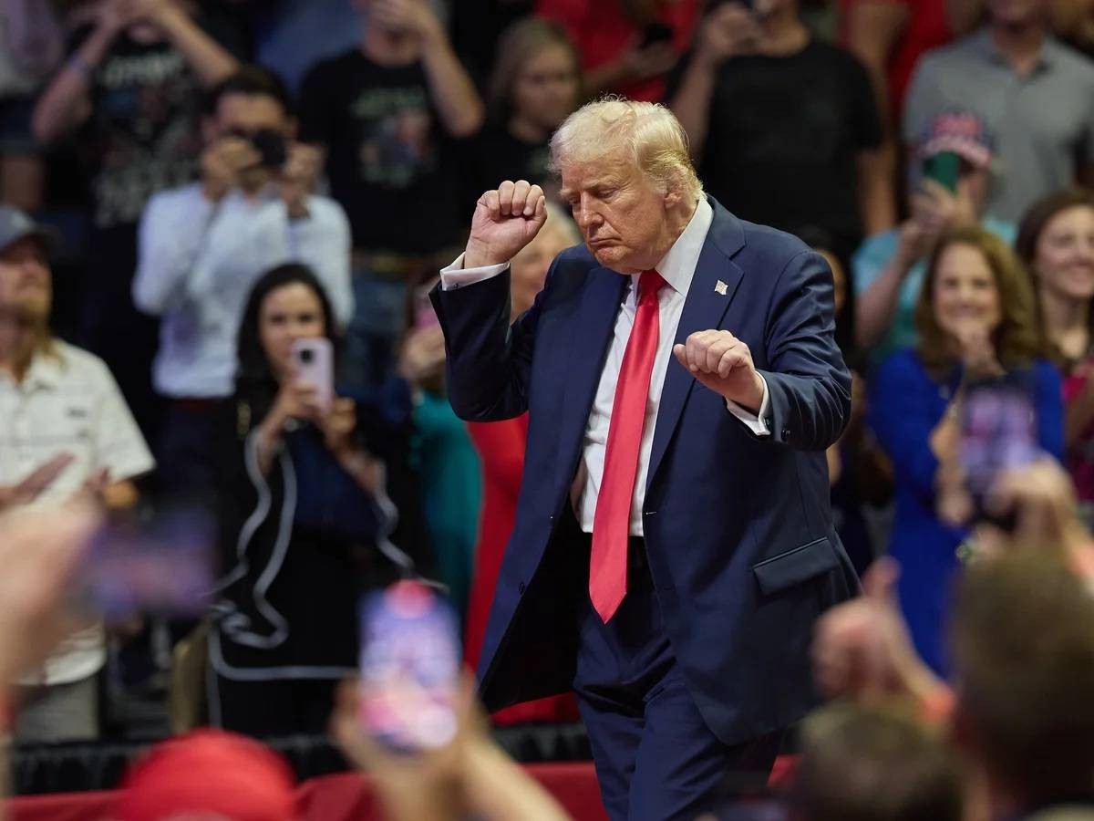 "ماغا" الداعمة لترامب تجمع 300 مليون دولار في خزائنها