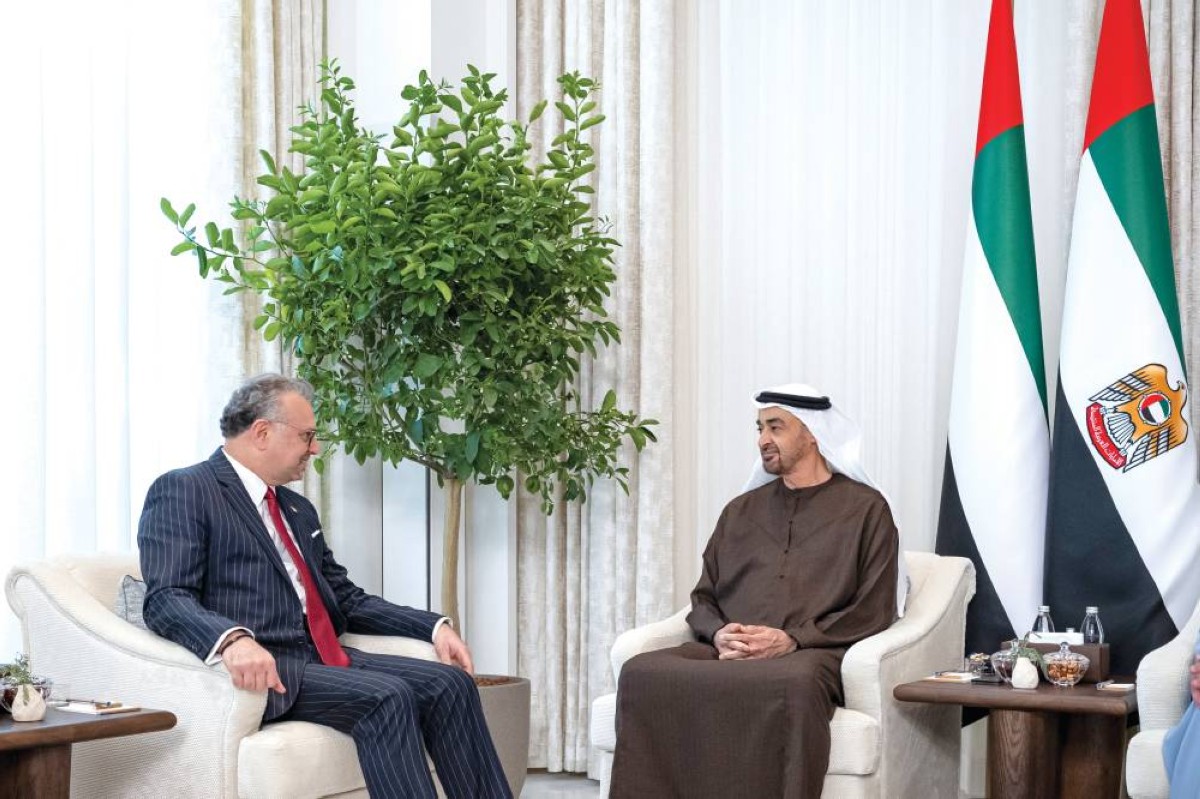 محمد بن زايد ومسعد بولس خلال اللقاء