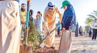 مديرو العموم في حكومة دبي يشاركون في مبادرة «زراعة 20 ألف شجرة»