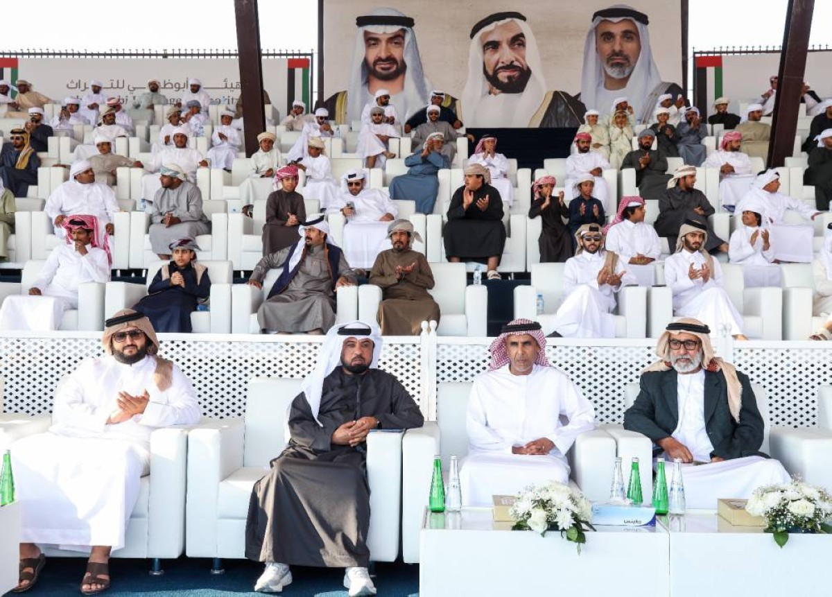 تواصل منافسات أشواط اللقايا في مزاينة الإبل بمهرجان الظفرة الختامي