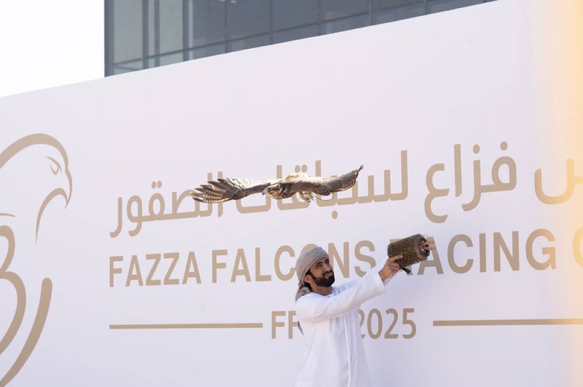 بتوجيهات أحمد بن محمد.. انطلاق سباقات كأس فزّاع للصقور بنسختها الثانية 12 يناير