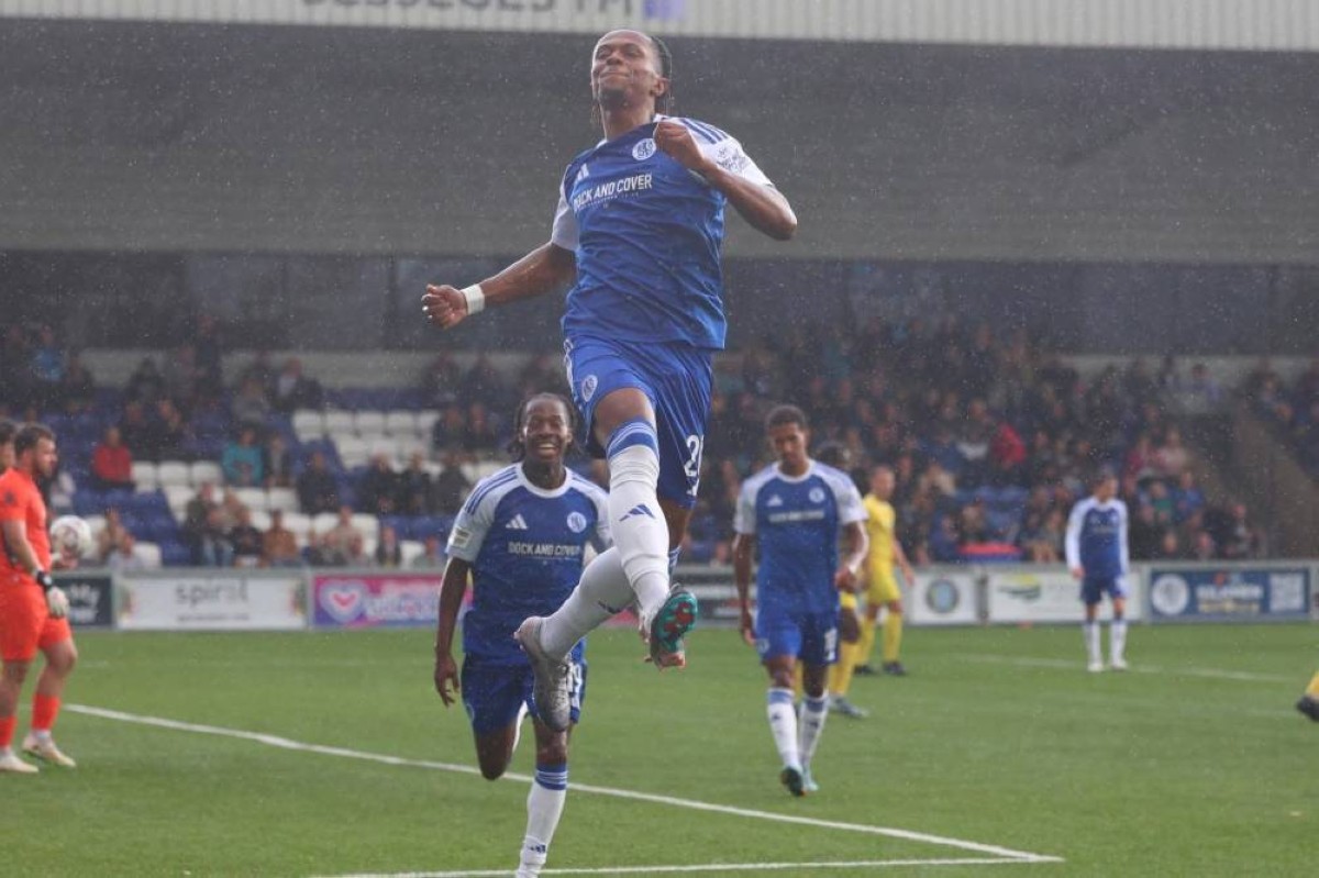 مفاجأة من الدرجة السادسة.. ماكليسفيلد يقصي حامل لقب كأس الاتحاد