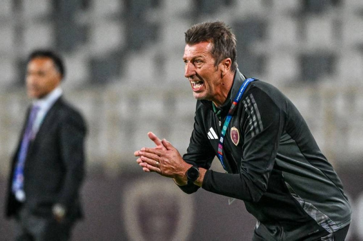 "أفضل الاعتماد على حكم محلي".. مدرب الوحدة ينتقد طاقم التحكيم الكوري