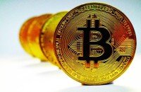 «بتكوين» دون 91 ألف دولار