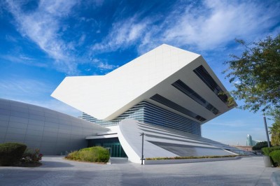 مكتبة محمد بن راشد تحتفي بـ«يوم الزهور»