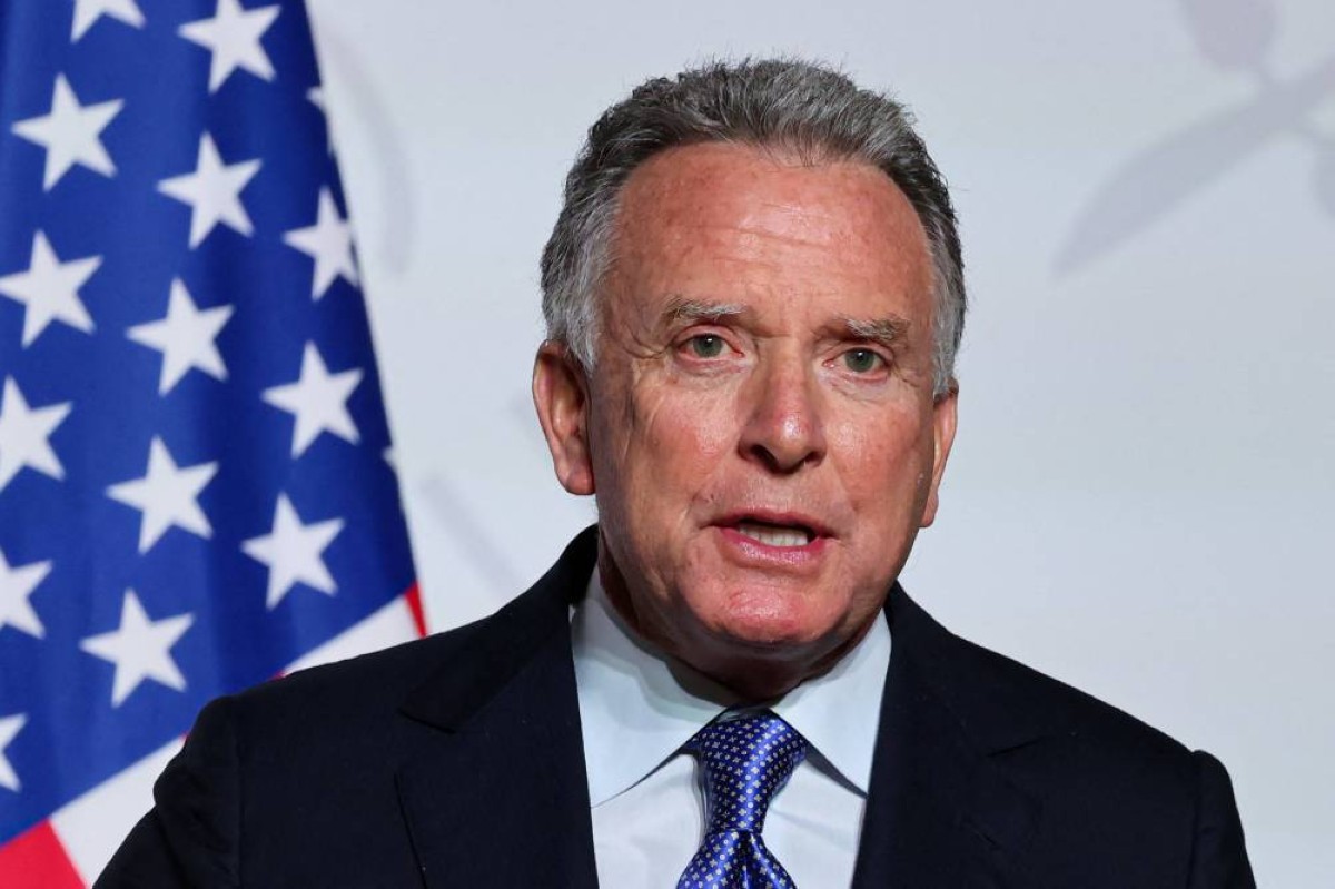 أكسيوس: مبعوث أمريكي وابن آخر شاه لإيران يناقشان الاحتجاجات