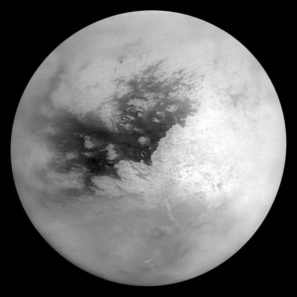 2005 هبوط المسبار هيغنز على تيتان قمر كوكب زحل.
