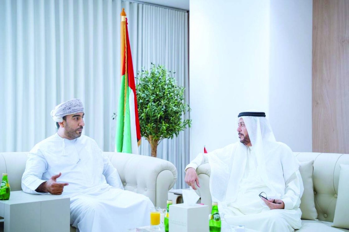 بحث التعاون بين غرفتي عجمان وتجارة وصناعة عمان