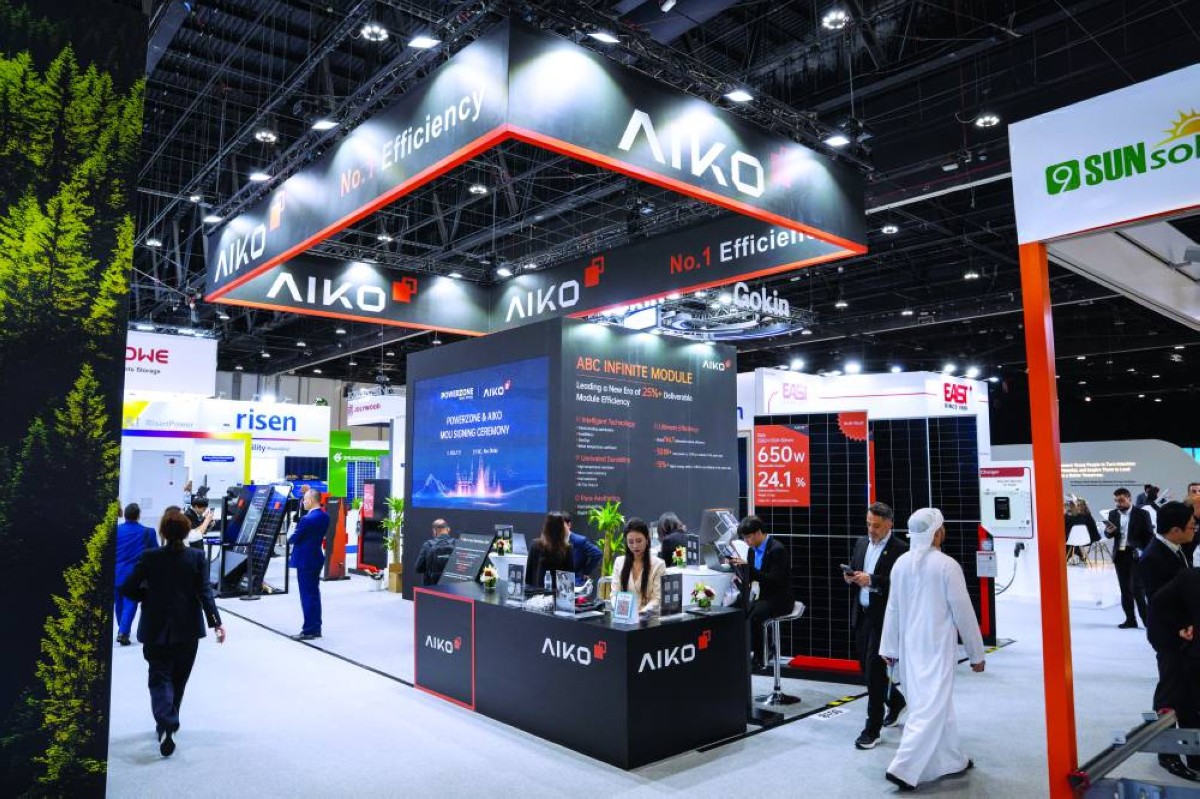 شركات صينية تعرض تقنيات متطورة للطاقة الشمسية