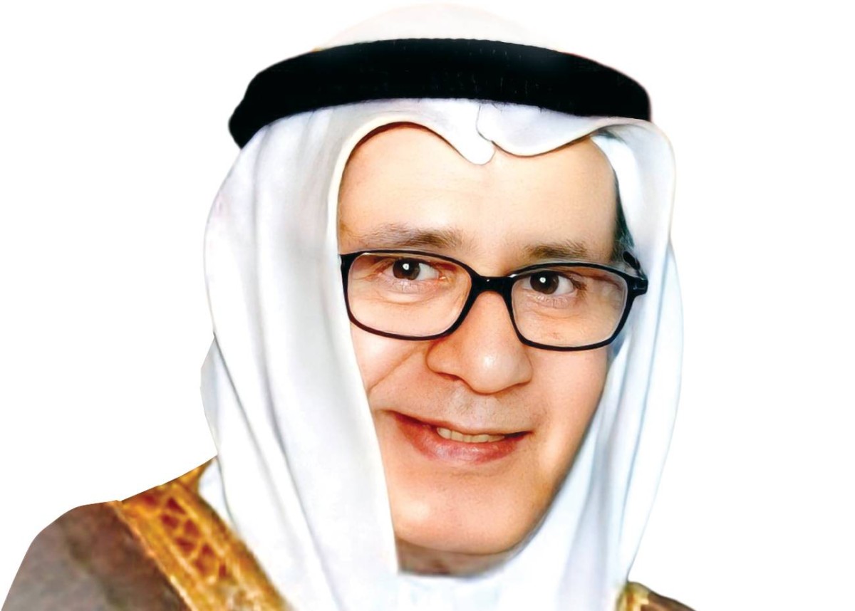 عبدالله المحرقي.. اختصر في رسوماته روح الأدب والشعر والوطن