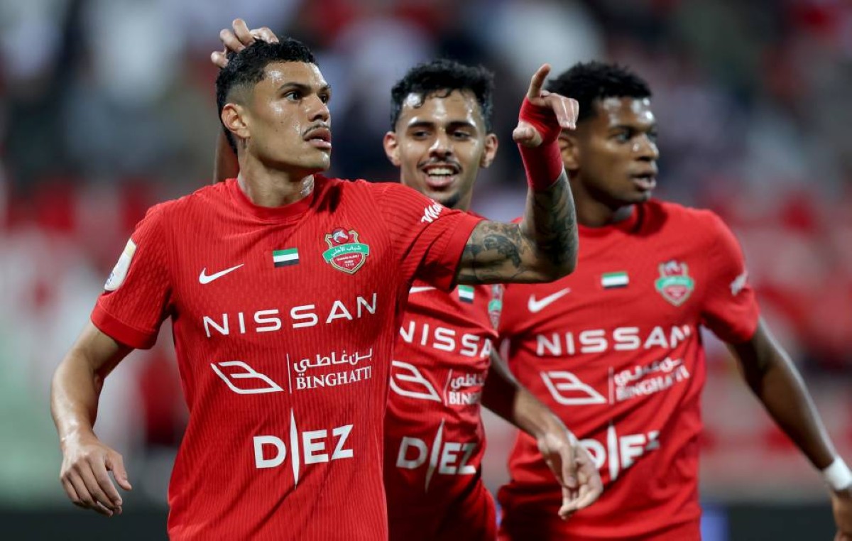 شباب الأهلي نموذج التوازن والعين والجزيرة يدفعان ثمن التفاصيل الصغيرة