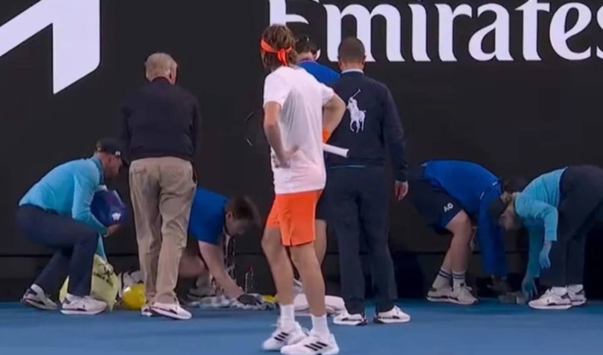 حادثة جديدة لجامعي الكرات تثير القلق في بطولة أستراليا للتنس