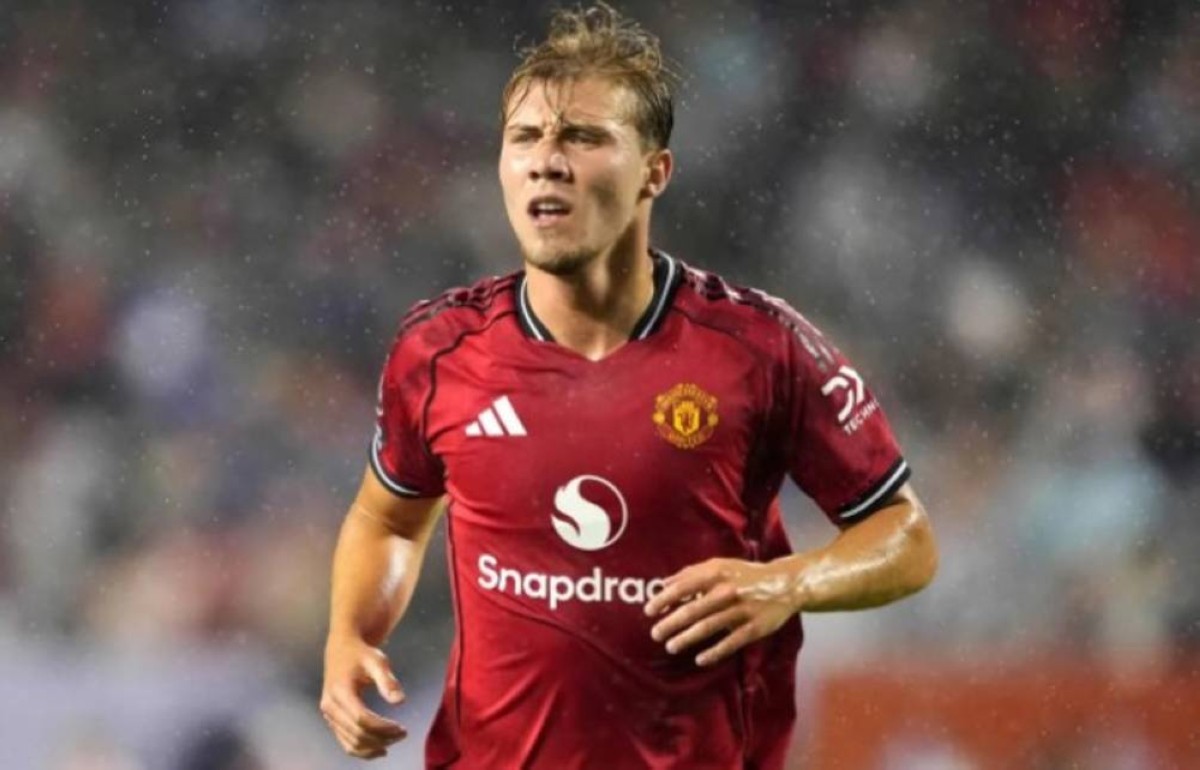 قبل الملحق الأوروبي.. 12 لاعباً يصنعون الفارق بين الحلم والخيبة