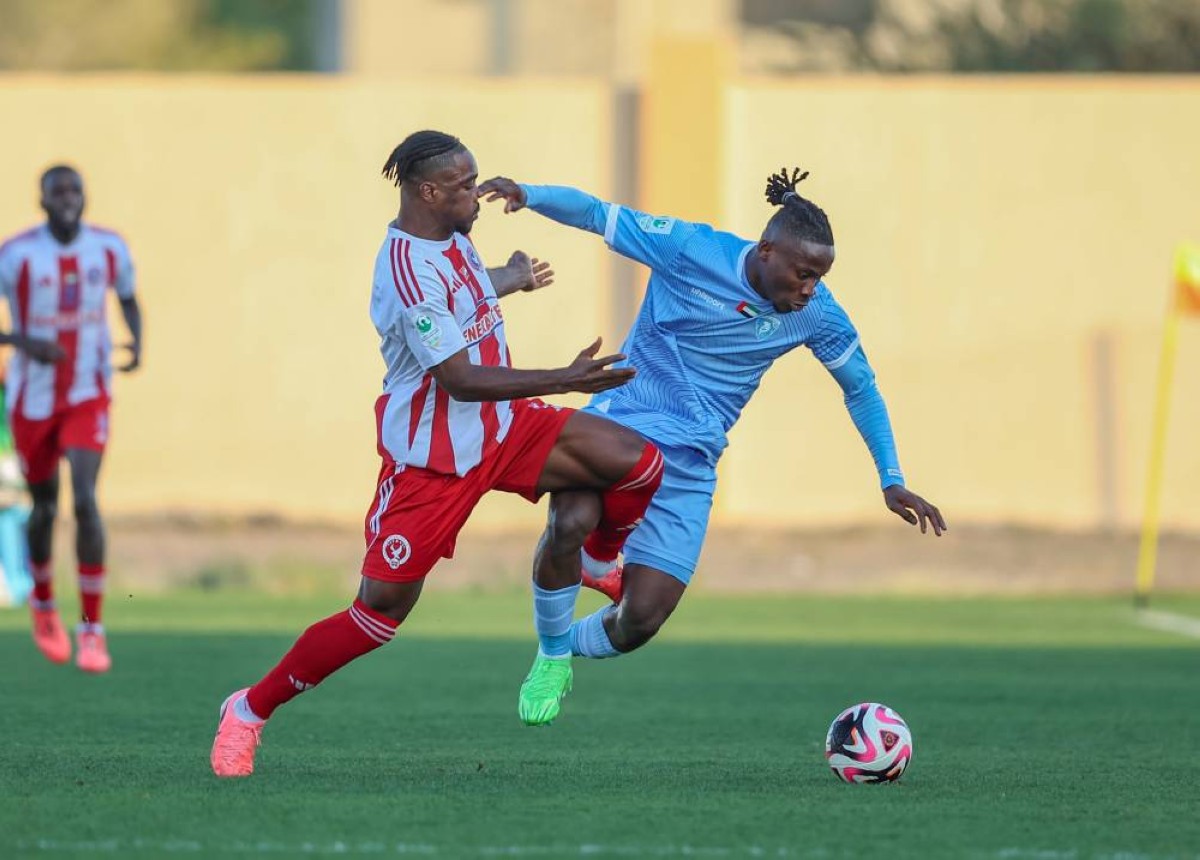 العروبة يهدد صدارة يونايتد وبالوتيلي يقود الاتفاق أمام الإمارات