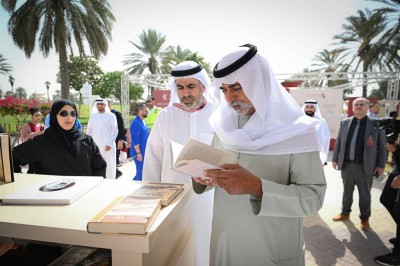 حمدان بن زايد يوجه بتخصيص مليون درهم لشراء كتب من «الظفرة للكتاب»