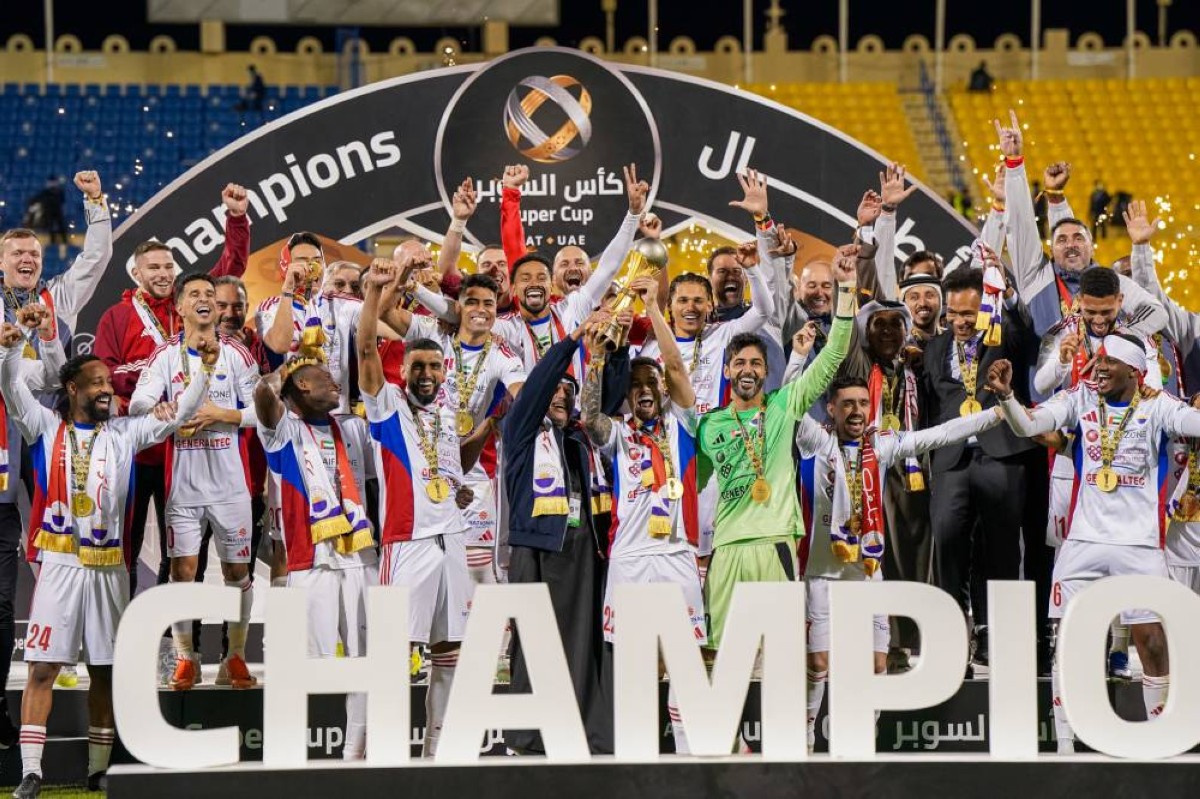 الشارقة يحلق عالياً بلقب كأس السوبر الإماراتي القطري