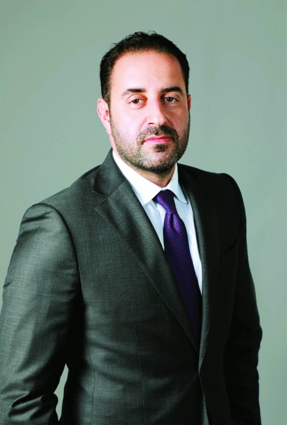 يزن المصري
