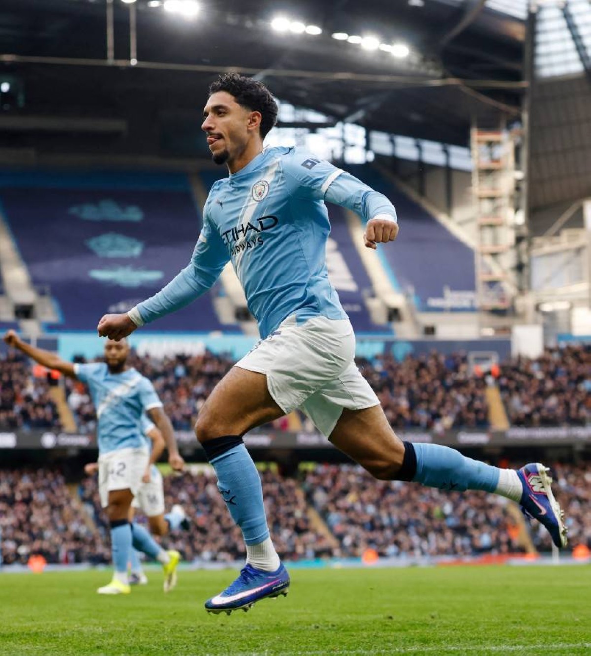 مرموش يدخل حسابات بايرن ميونيخ